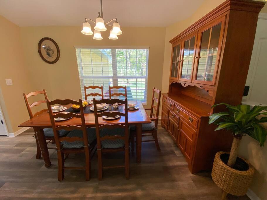 Sundance' Acres *Brand New House*With Hot Tub Βίλα Spring Hill Εξωτερικό φωτογραφία