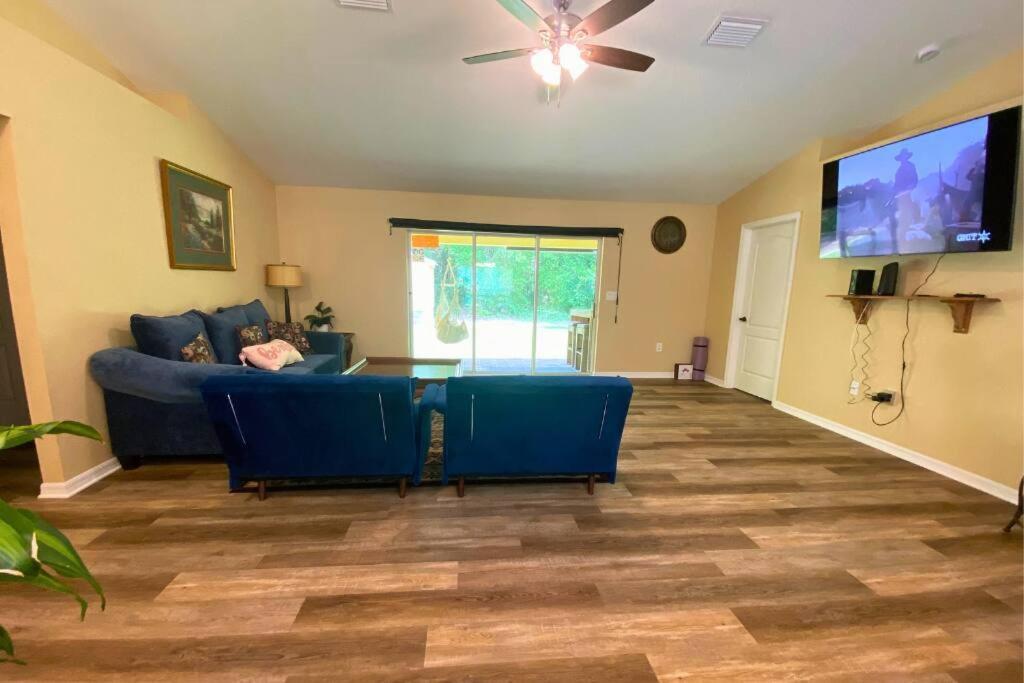 Sundance' Acres *Brand New House*With Hot Tub Βίλα Spring Hill Εξωτερικό φωτογραφία
